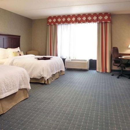 Hampton Inn & Suites Columbus Polaris Exteriör bild