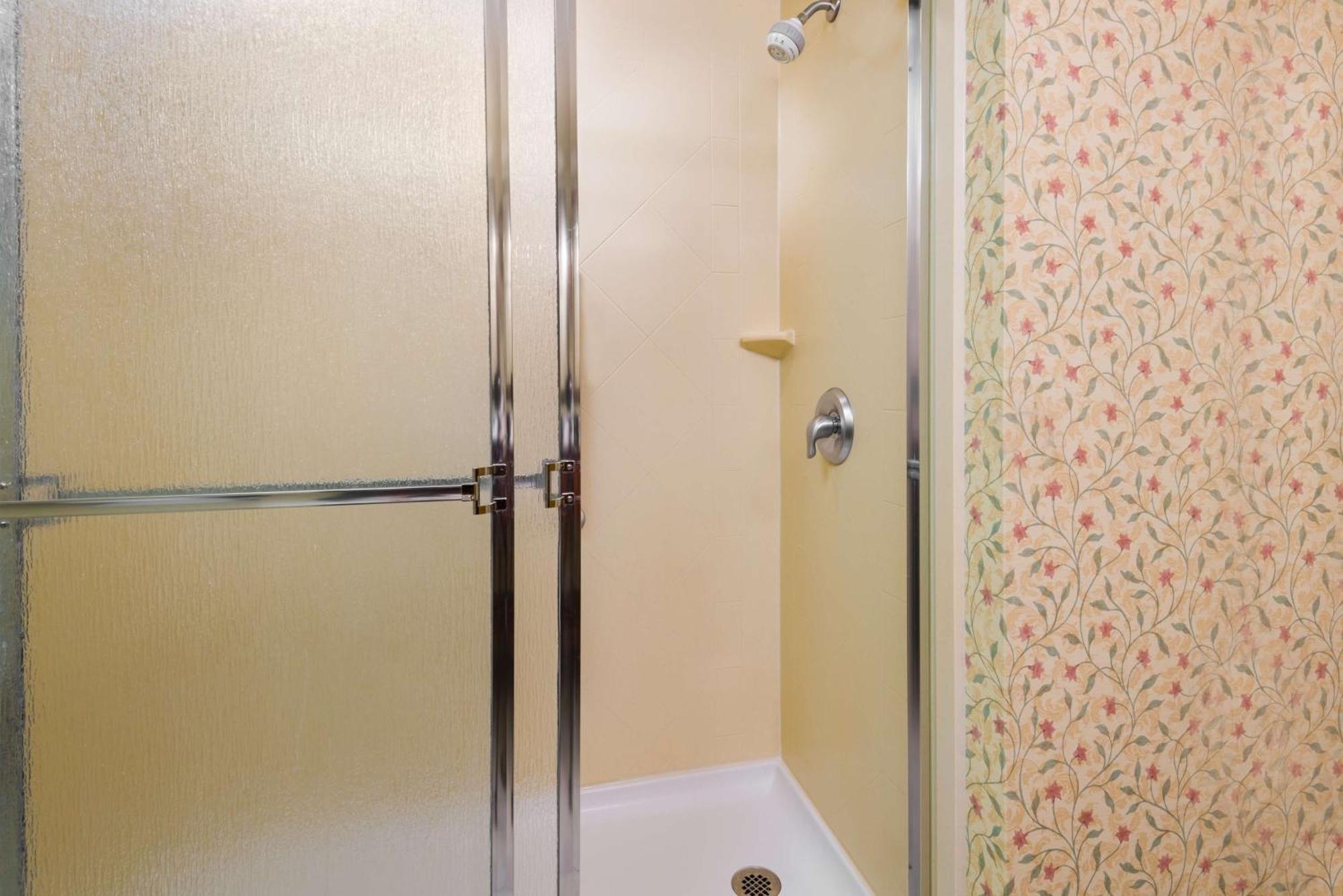 Hampton Inn & Suites Columbus Polaris Exteriör bild