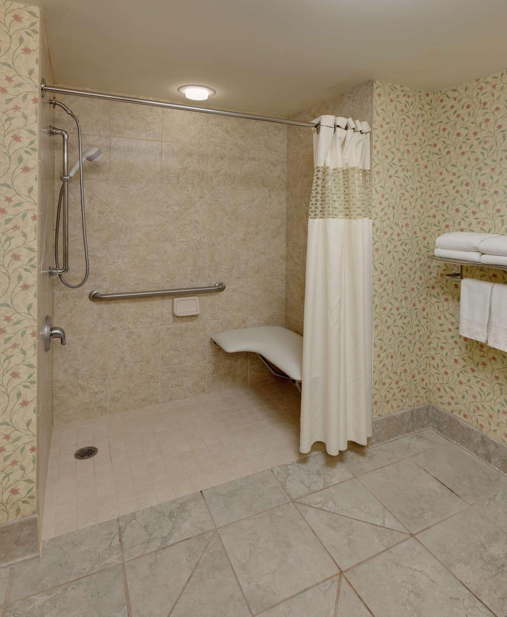Hampton Inn & Suites Columbus Polaris Exteriör bild